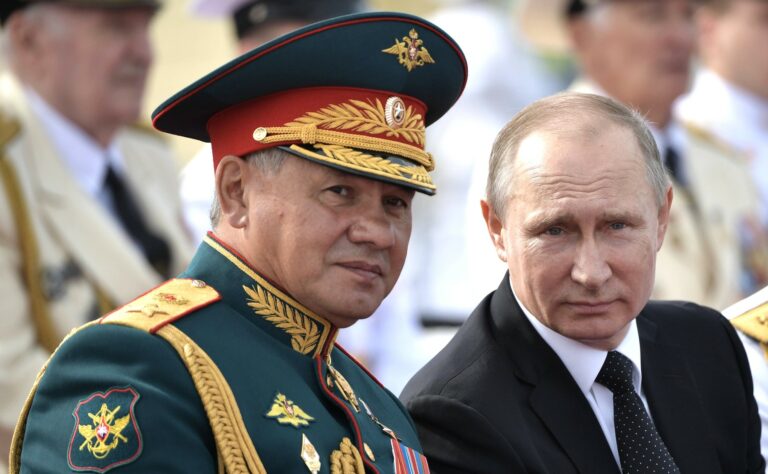 Sergei Shoigu ja Vladimir Putin.